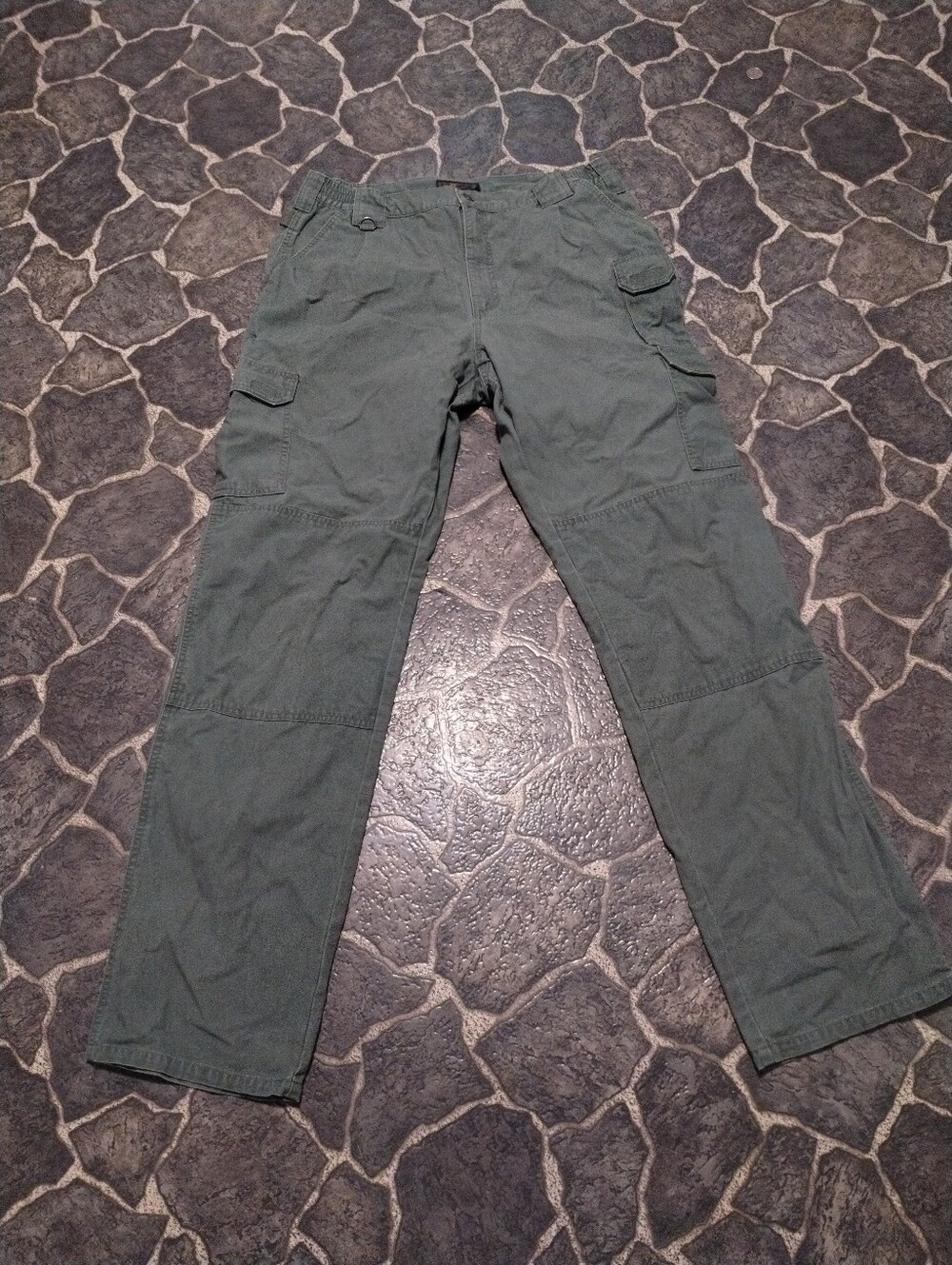5.11 Tactical men's cargo pants green 36 " x 34 " VINTAGE